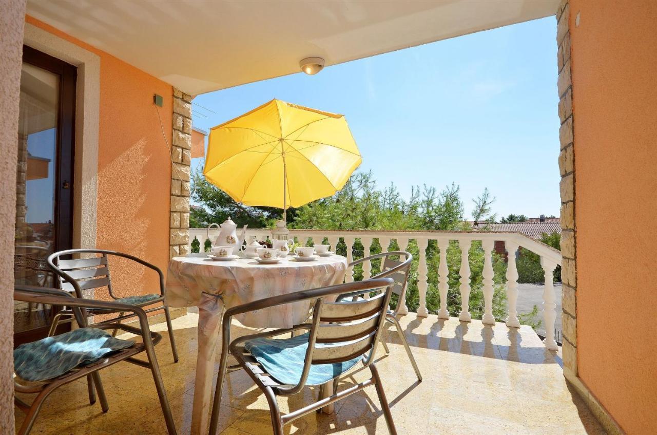Apartments Miljenka Vodice Exterior photo
